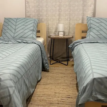 Homestay Mirabella House