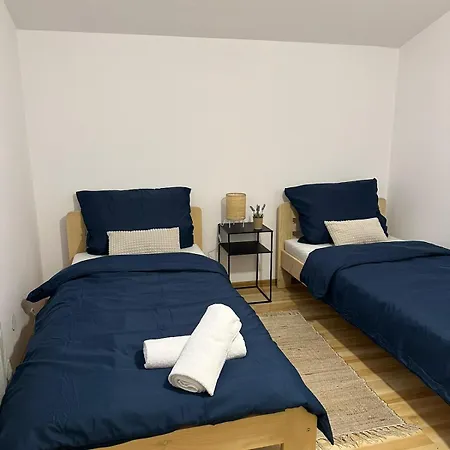 Mirabella House 홈스테이 *