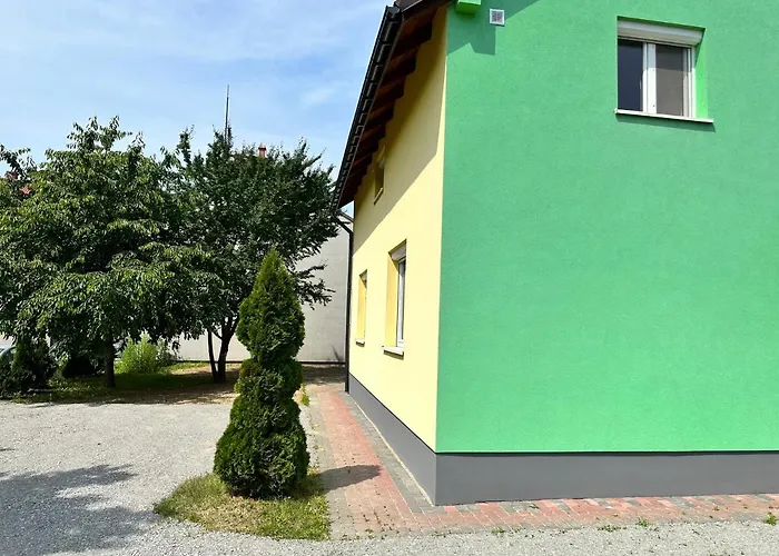 Mirabella House Séjour chez l'habitant Rzeszów