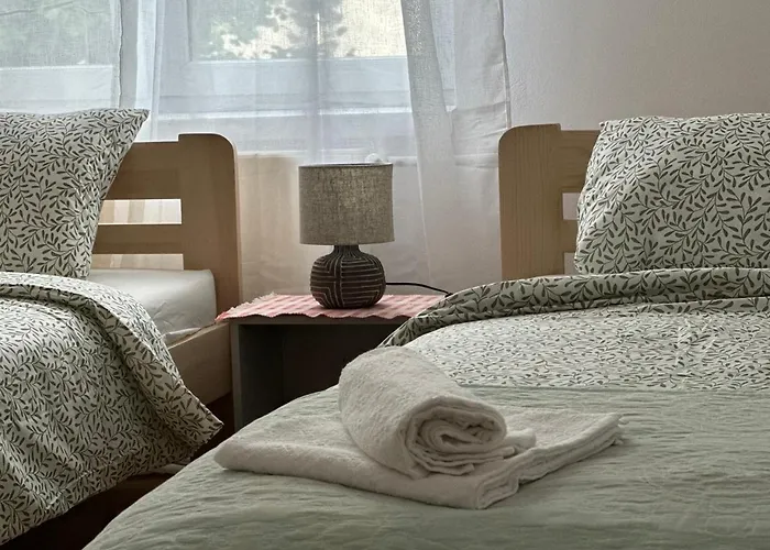 Homestay Mirabella House *