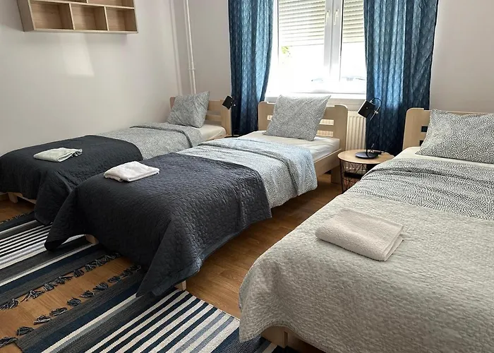 Homestay Mirabella House