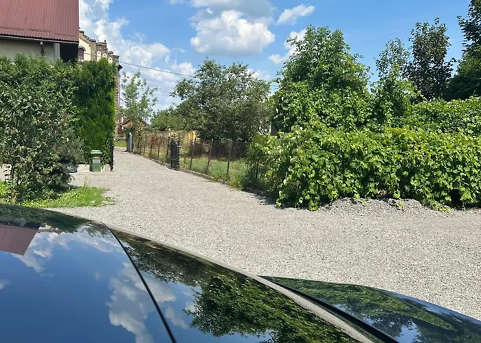 Homestay Mirabella House *